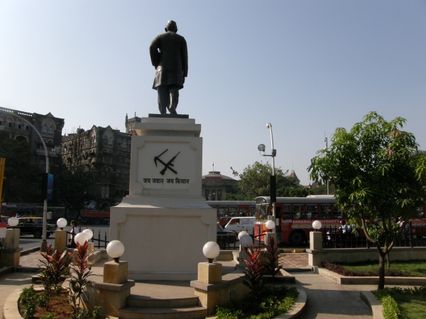 PB030765.jpg