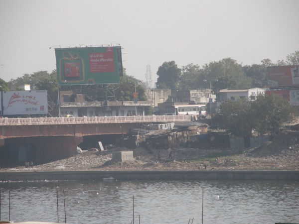PB050955.jpg