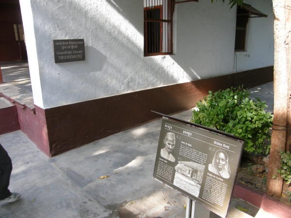 PB050968.jpg