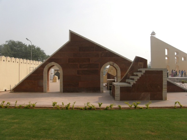 PB101586.jpg
