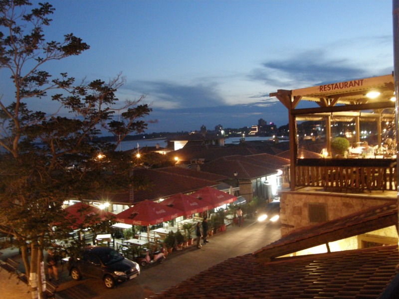 P5220371.jpg