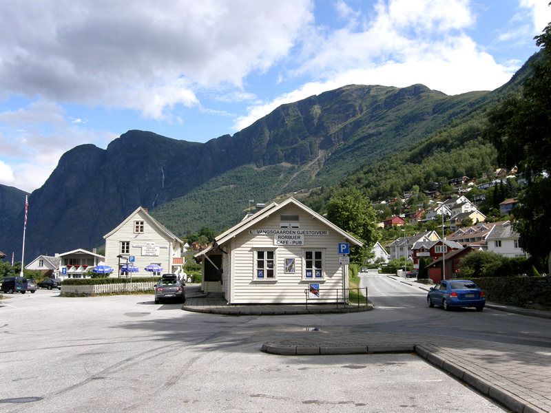 916.jpg
