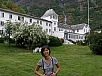 979.jpg